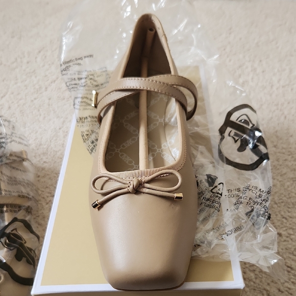 Michael Kors Shoes - Michael Kors Beige Flats with Bow and Strap